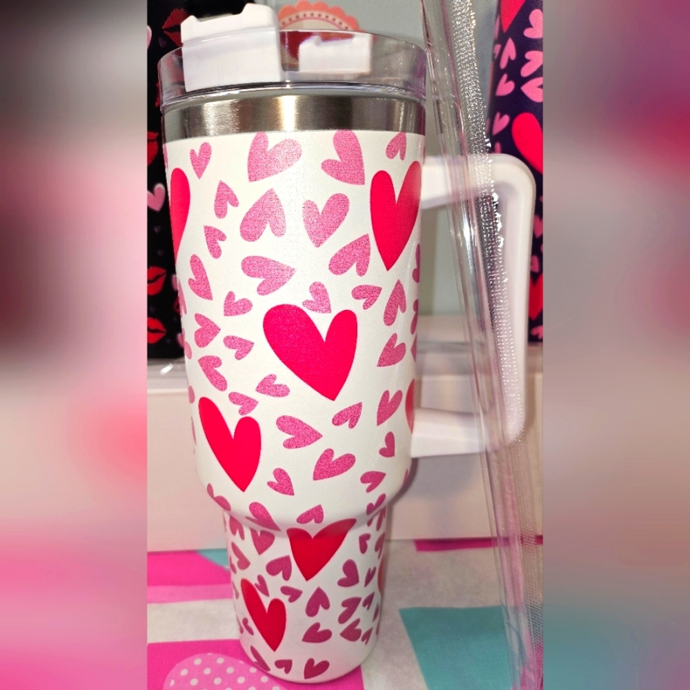 Heart Pattern Travel Mug